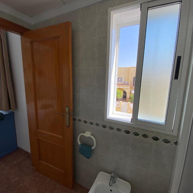 Discover perfect beach Apartment, only 300m away - Apartamento de 3 dormitorios - 14