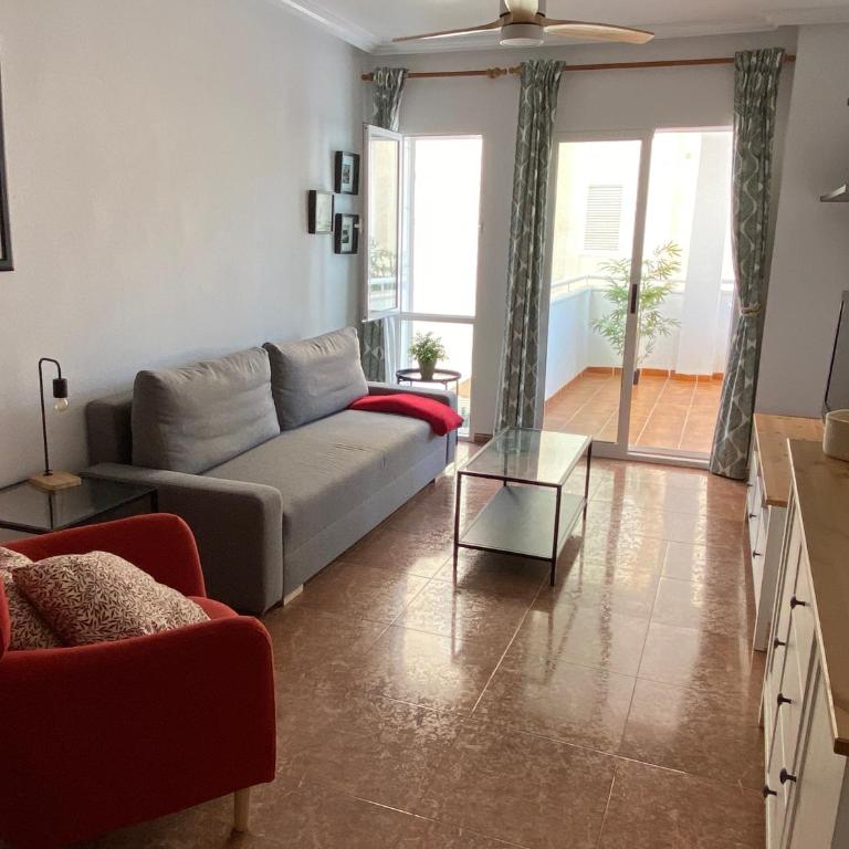 Discover perfect beach Apartment, only 300m away - Apartamento de 3 dormitorios - 4