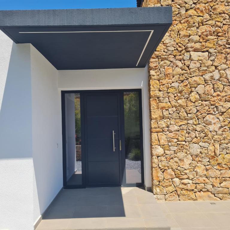Moraira B5 - Three-Bedroom House - 8