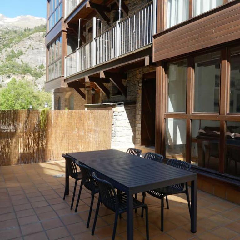 Piso Acogedor de Montaña con Terraza - Appartamento con 2 Camere da Letto - 25