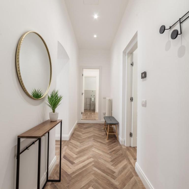 Private apartment - Two-Bedroom Apartment - 16
