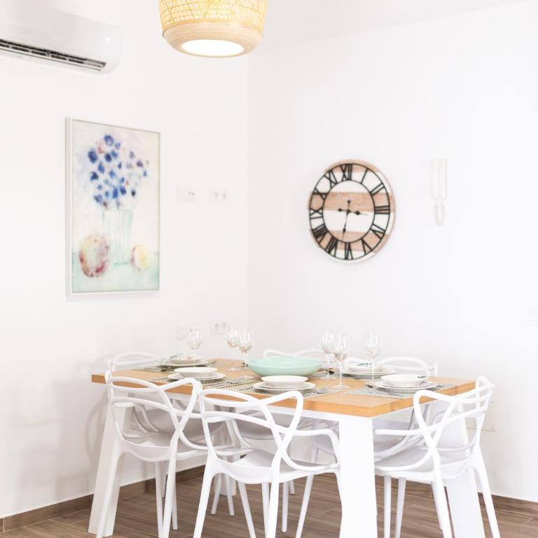 Macarena Dreams - Two-Bedroom House - 22