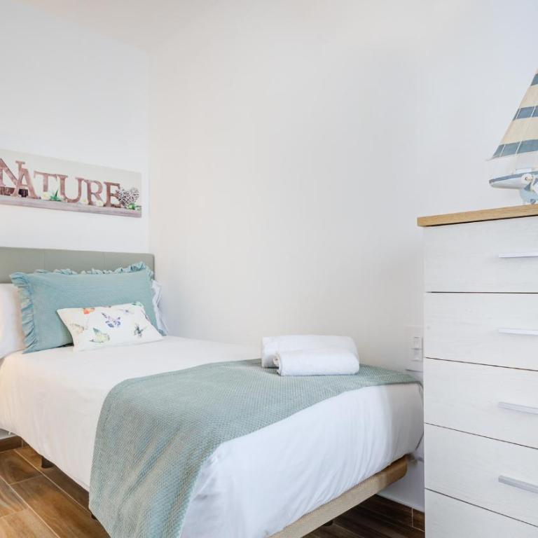 Macarena Dreams - Two-Bedroom House - 24