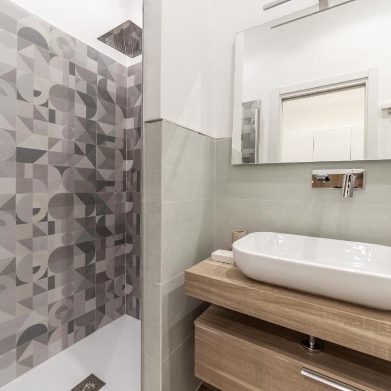 Private apartment - Two-Bedroom Apartment - 12