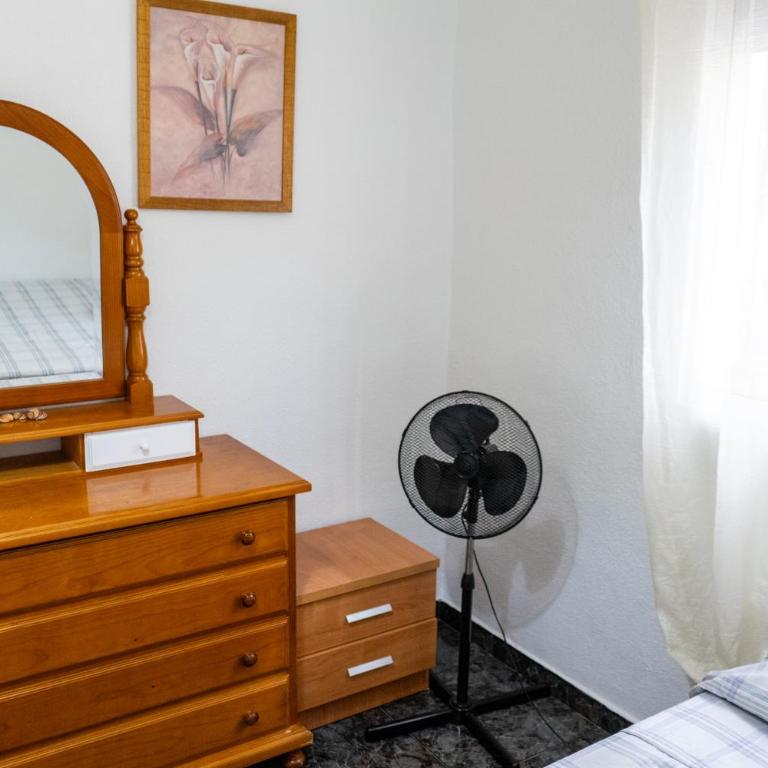 EconomicMalagaRooms - Habitación Doble Estándar con ventilador - 7