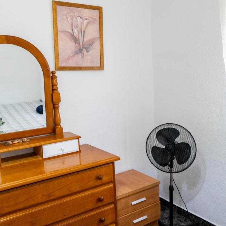 EconomicMalagaRooms - Habitación Doble Estándar con ventilador - 5