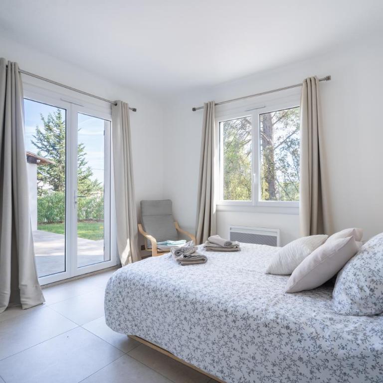 La Bastide Blanche Magnifique villa 5 étoiles 5 chambres et piscine privée sur 6500 m VAR - Villa avec Piscine Privée - 58