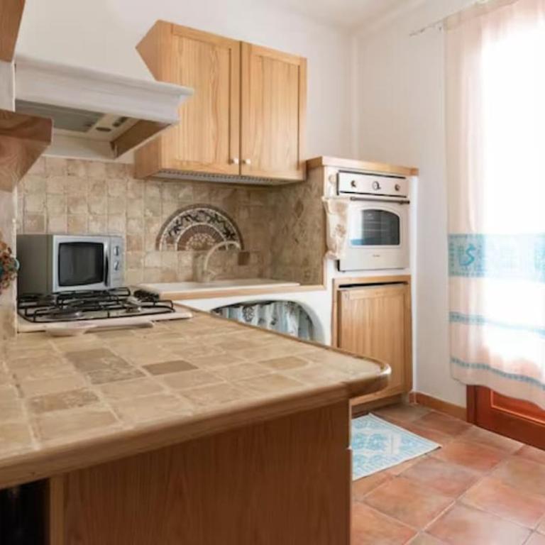 La Casa Bianca a due minuti a piedi dal mare - Casa con 3 Camere da Letto - 14