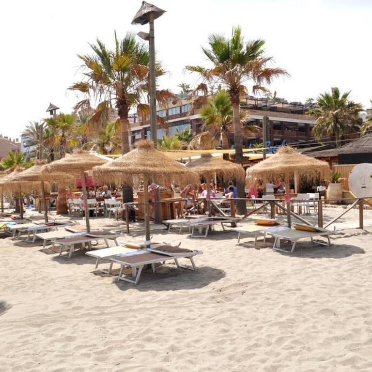 MARBELLA HOME RENTALS - 2BR, 1BTH flat near Puerto Banús - Two-Bedroom Apartment - 2
