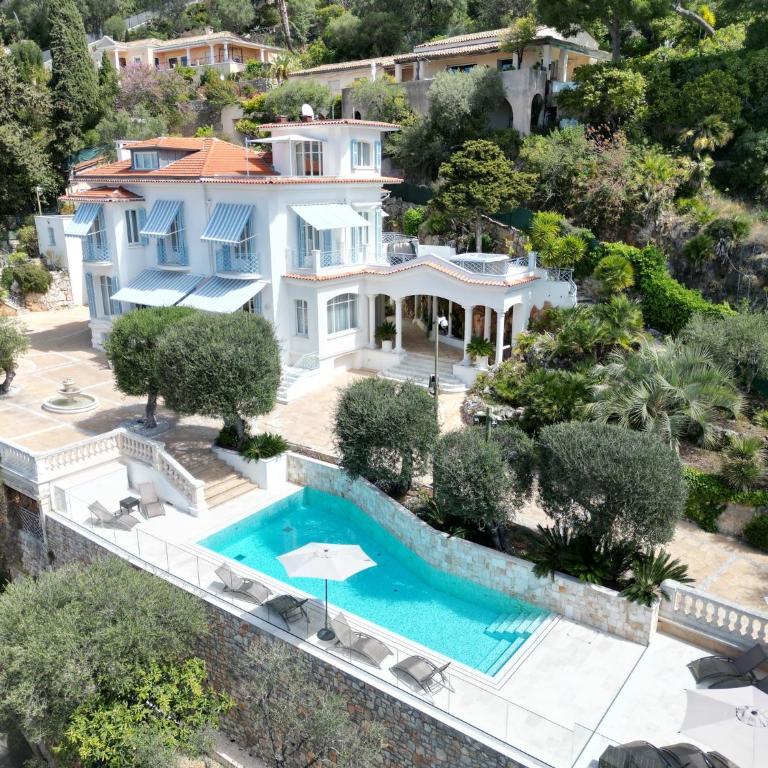 Luxury Villa at Mont Boron, swimming pool overviewing the bay - Villa avec Piscine Privée - 9