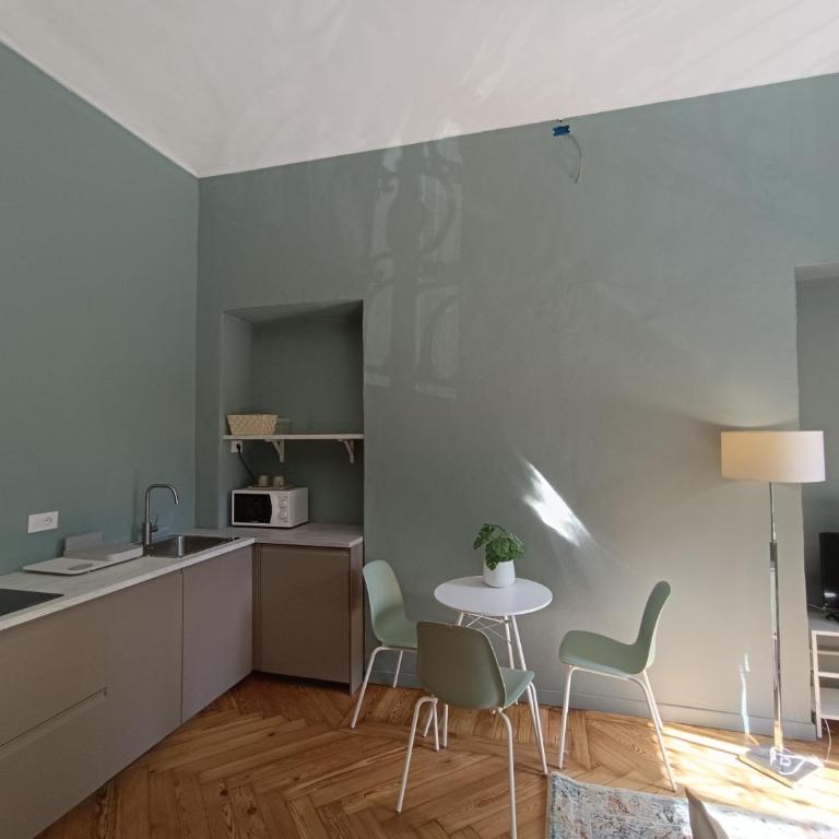 Valentino park suite - One-Bedroom Apartment - 7