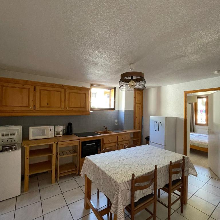Maison Ste Foy Tarentaise - Maison 2 Chambres - 3
