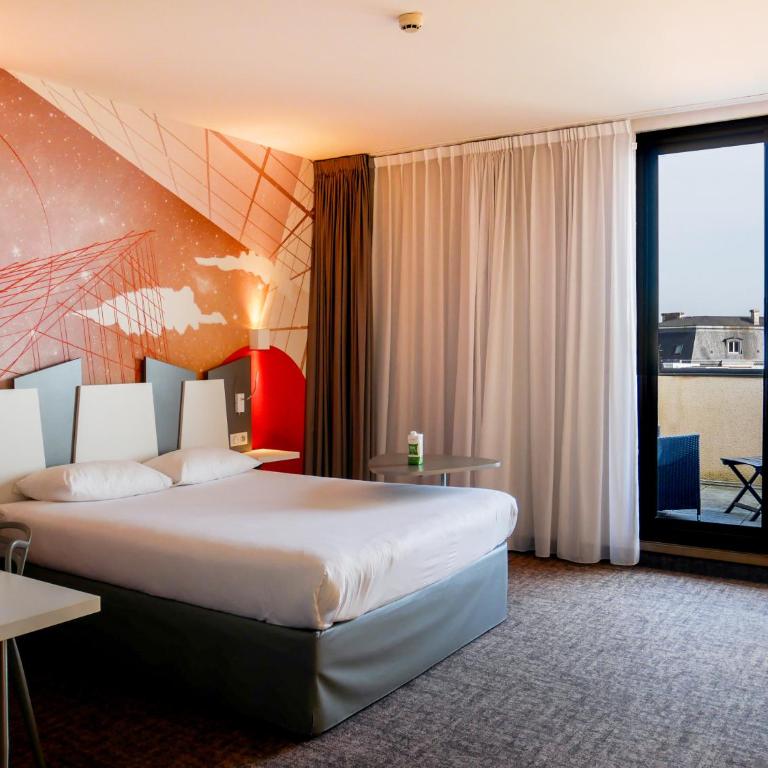 ibis Styles Poitiers Centre - Chambre Classique avec Balcon - 8