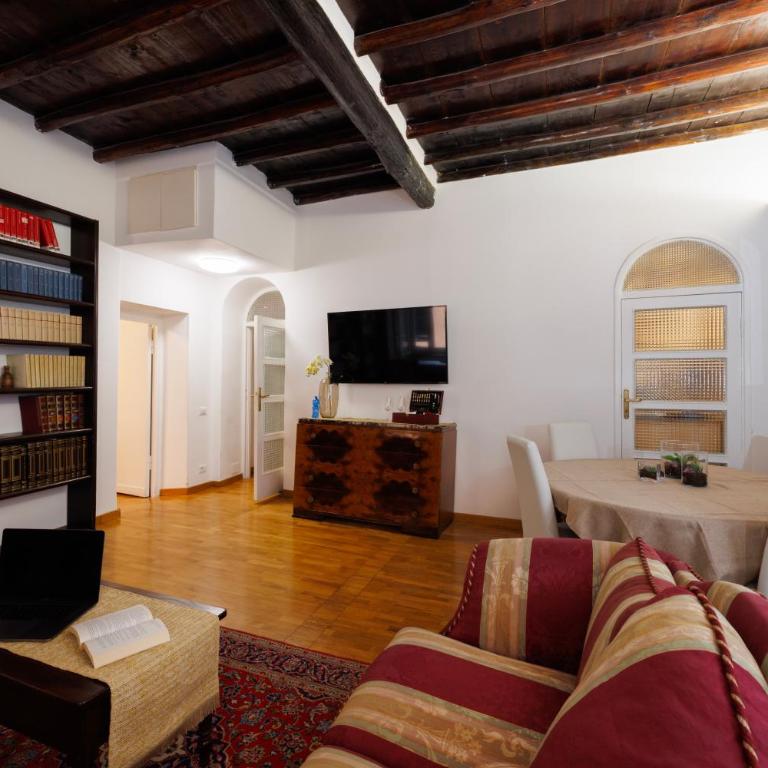 Gesù e Maria Balcony Apt at Spanish Steps - Appartamento con 2 Camere da Letto - 8