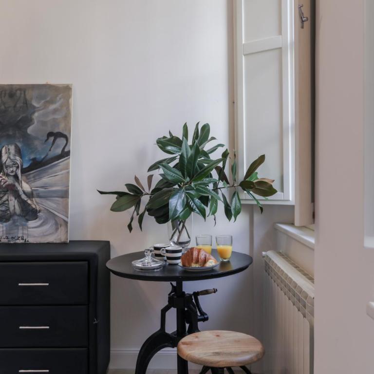 Sophie's Flat Florence - Appartamento con 2 Camere da Letto - 13