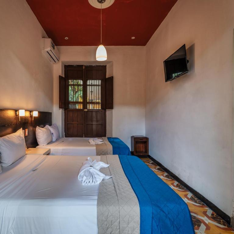 Hotel Santiago - Double Room with Two Double Beds - 2