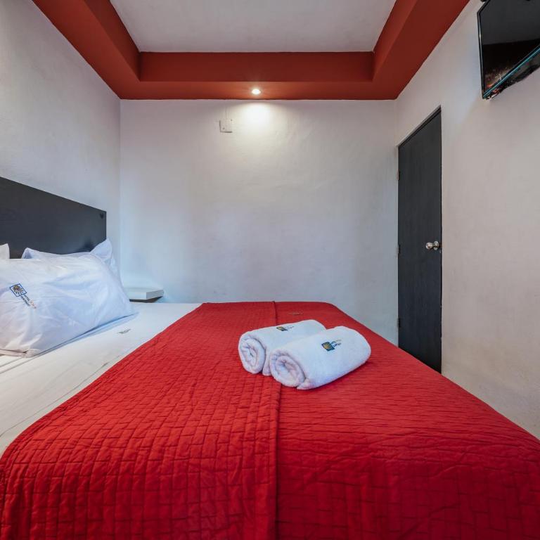 Hotel Santiago - Standard King Room - 2