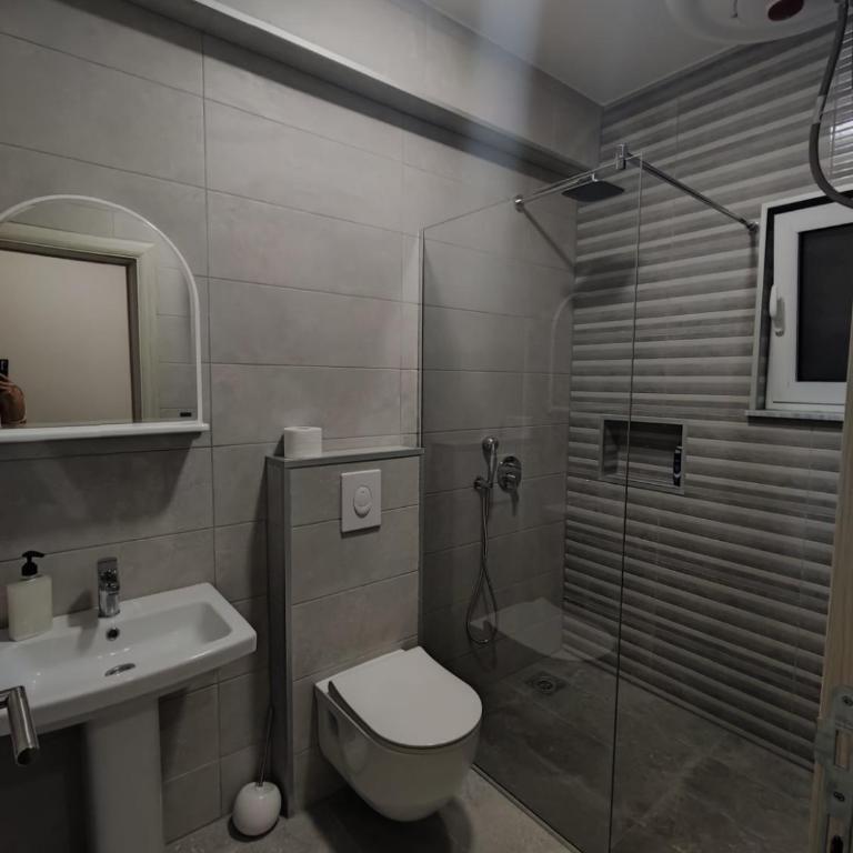 El Mar Apartments - Studio - 2