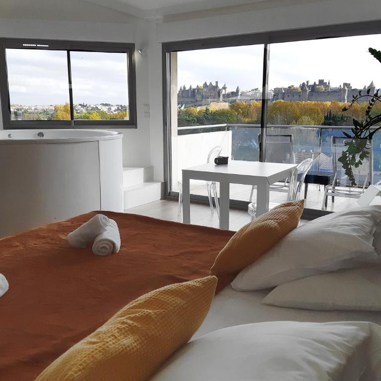 Les Suites du Saint Nazaire, vue panoramique sur la Cité Médiévale - Les Balcons de la Cité - Executive Suite - 21