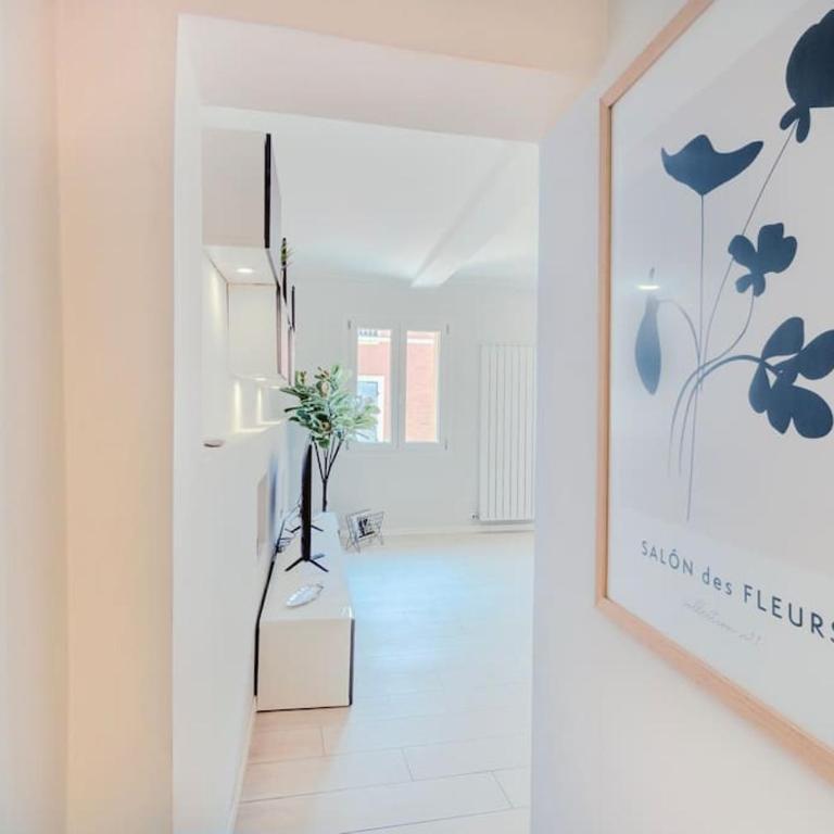 Red Ferrari House - City center - Appartamento con 2 Camere da Letto - 17