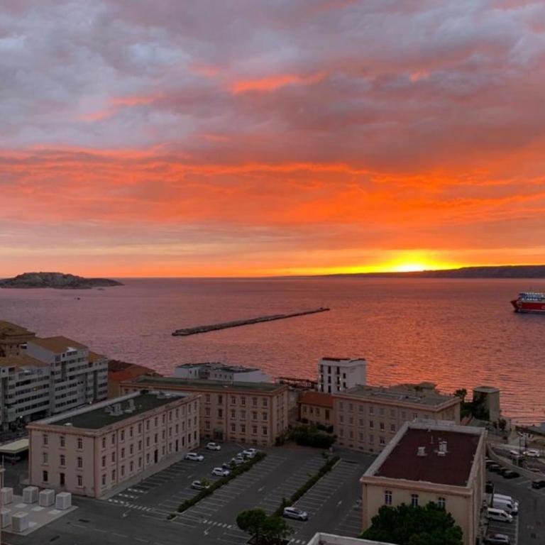 L'Horizon - 3 ch climatisé avec vue mer incroyable - Appartement - 21