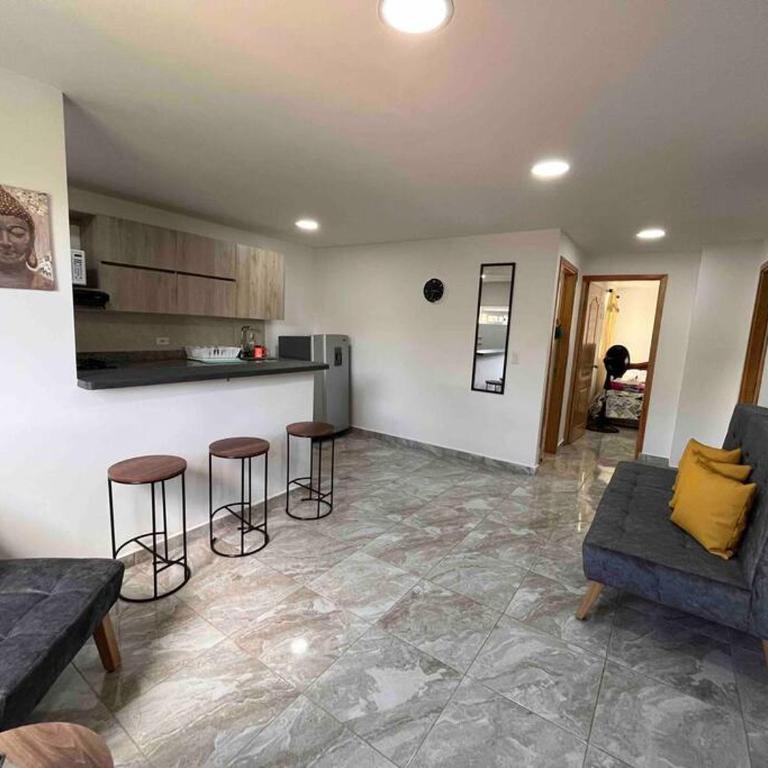 Sencillo apartamento en Guatape - Apartamento de 2 dormitorios - 2