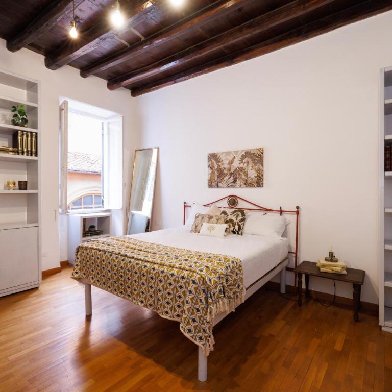 Gesù e Maria Balcony Apt at Spanish Steps - Appartamento con 2 Camere da Letto - 48