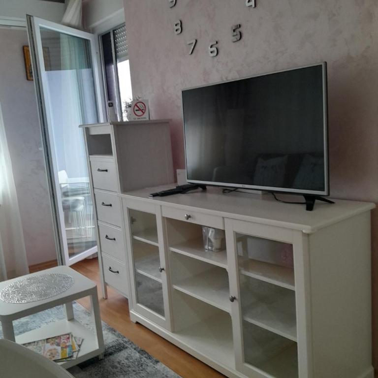 AKI APARTMAN - One-Bedroom Apartment - 19