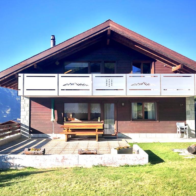 Chalet Hedy Ferienwohnung - Ferienhaus - 1