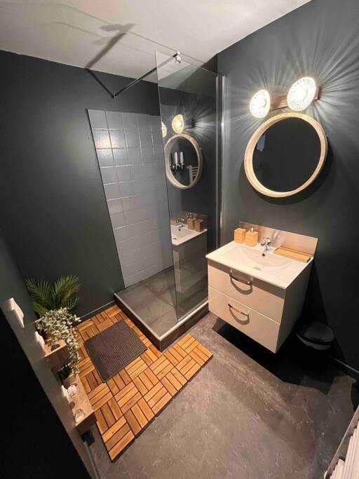 Loveroom En Aparté Caen - One-Bedroom Apartment - 12