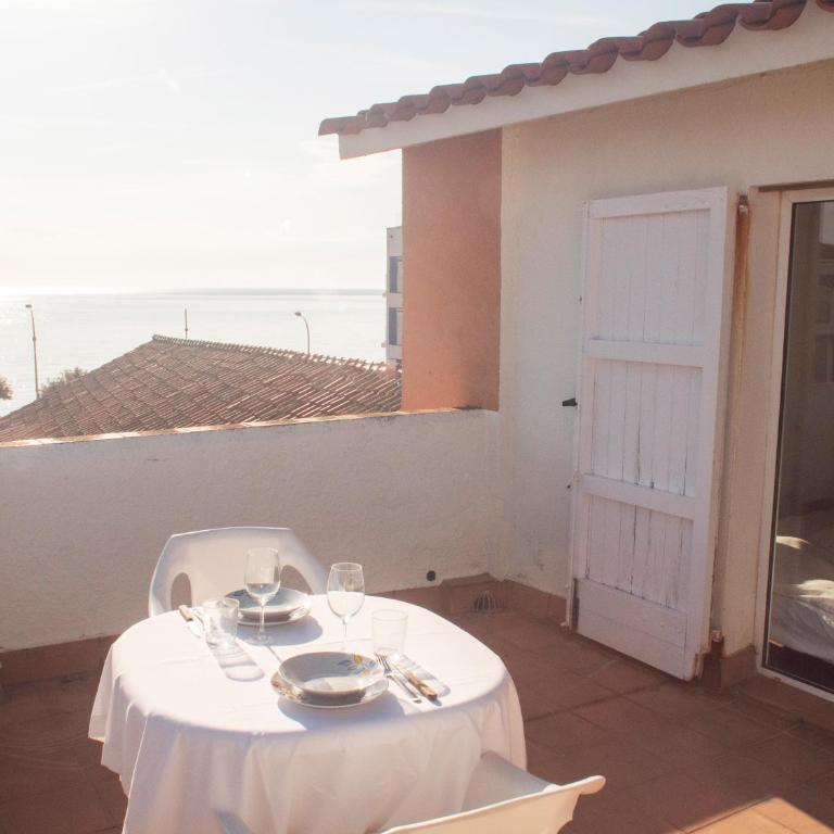 Unique exceptional view & terrace - Studio Apartment with Sea View - 13