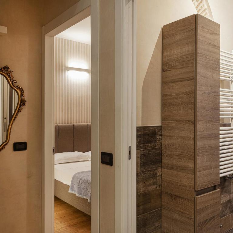 A Lovely Nest in the City by Wonderful Italy - Two-Bedroom Apartment - 11