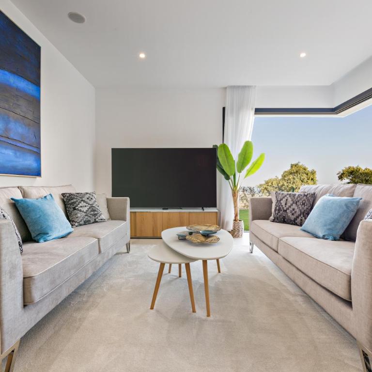 Luxury SeaView 3 bedroom apartment - along Golf course of Finca Cortesin - Apartamento de 3 dormitorios - 5