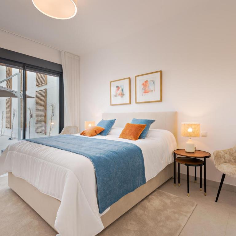 Luxury SeaView 3 bedroom apartment - along Golf course of Finca Cortesin - Apartamento de 3 dormitorios - 12