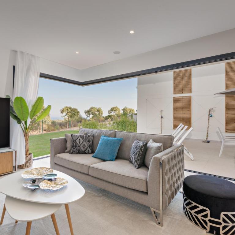 Luxury SeaView 3 bedroom apartment - along Golf course of Finca Cortesin - Apartamento de 3 dormitorios - 22