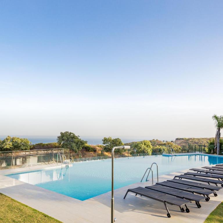 Luxury SeaView 3 bedroom apartment - along Golf course of Finca Cortesin - Apartamento de 3 dormitorios - 2