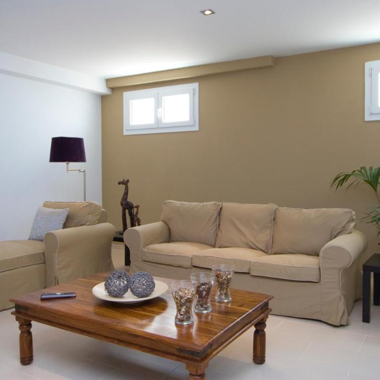 Beautiful Villa Ambar - Three-Bedroom Villa - 15