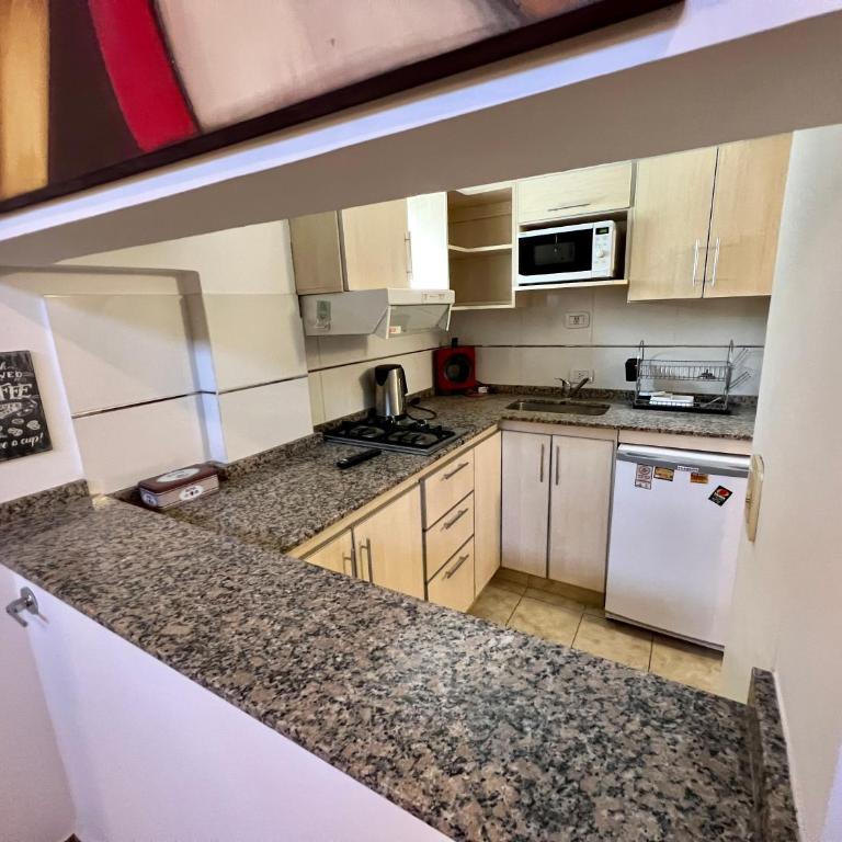 Apartamentos Bella Vista - Apartment with Balcony - 10