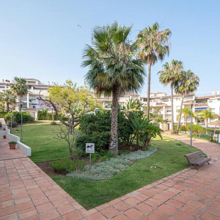 Flat -Puerto Banus Locrimar 3-Pool-Parking - Two-Bedroom Apartment - 36