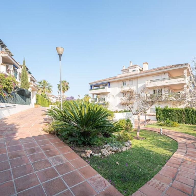 Flat -Puerto Banus Locrimar 3-Pool-Parking - Two-Bedroom Apartment - 39
