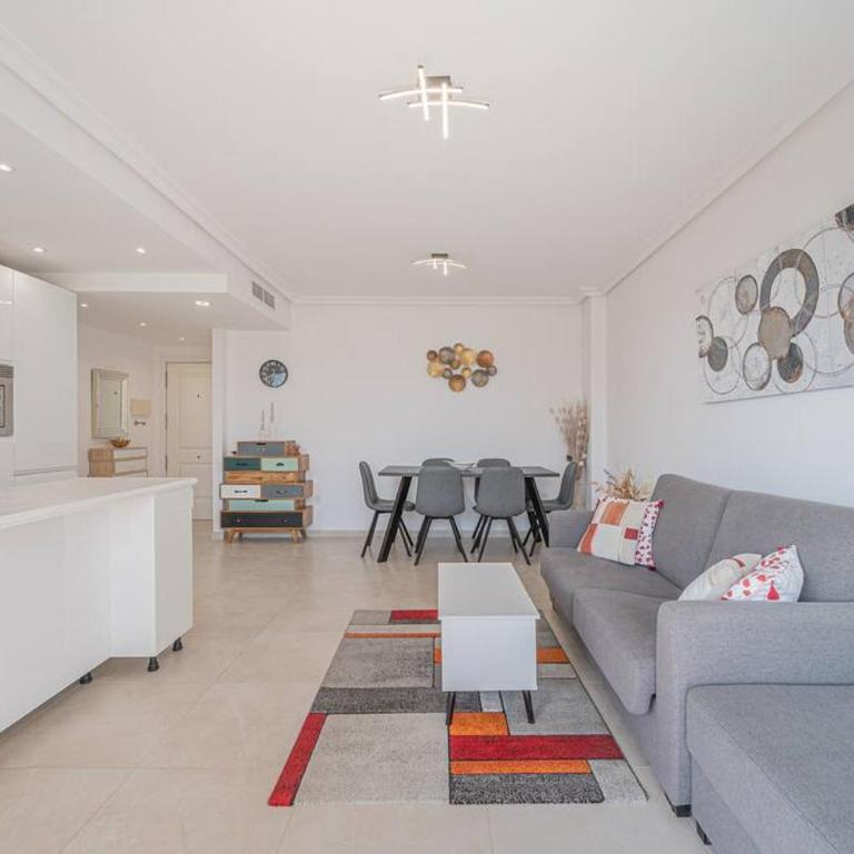 Flat -Puerto Banus Locrimar 3-Pool-Parking - Two-Bedroom Apartment - 5