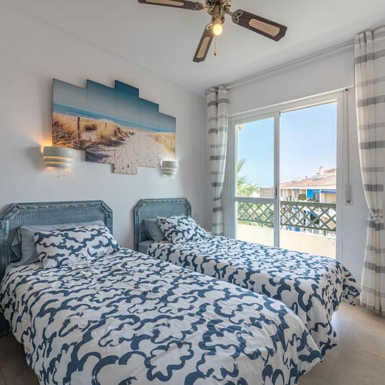 Flat -Puerto Banus Locrimar 3-Pool-Parking - Two-Bedroom Apartment - 24