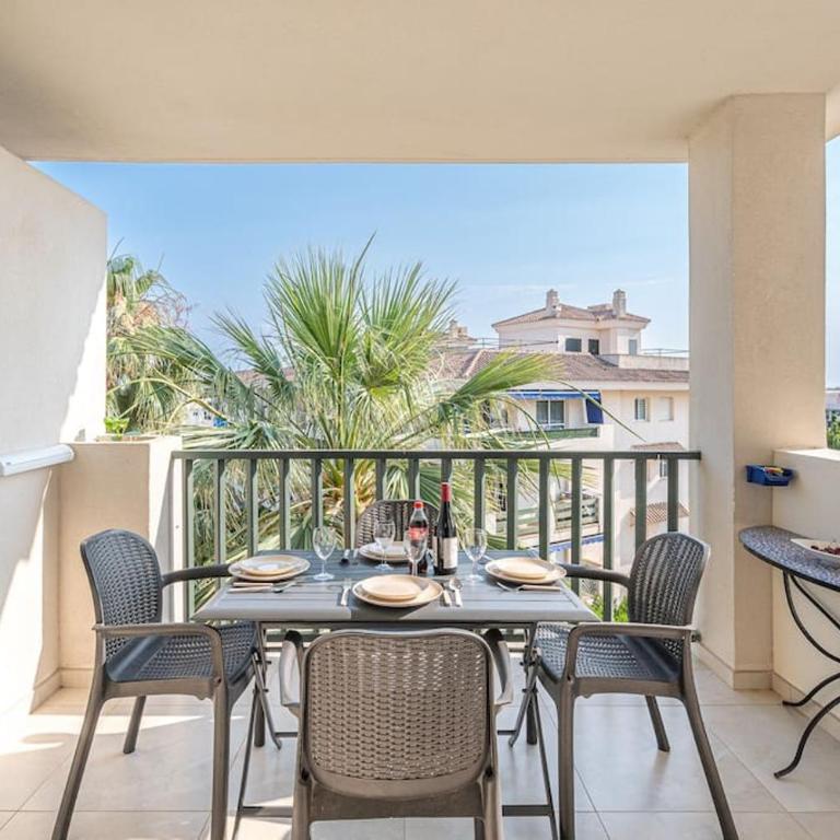 Flat -Puerto Banus Locrimar 3-Pool-Parking - Two-Bedroom Apartment - 50
