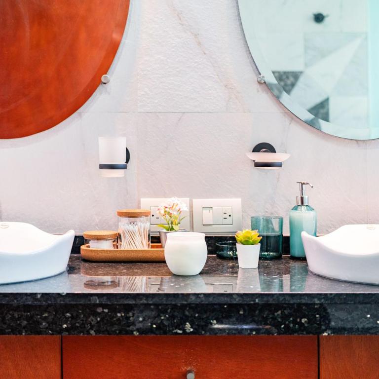 NEW Great Stay in Roma 24-7 Security - Five-Bedroom House - 8