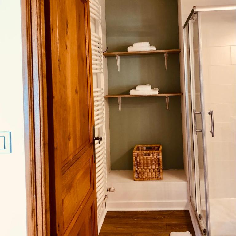 L’AMANTINE Chambres d’hôtes et gîte - Chambre Double avec Salle de Bains Privative - 4