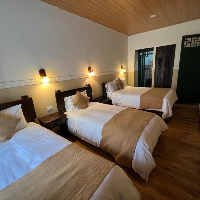 Hotel La Gran Casona - Classic Quadruple Room - 5