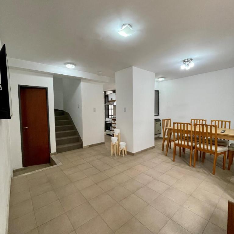 Departamento cómodo y céntrico - Apartamento de 2 dormitorios - 1