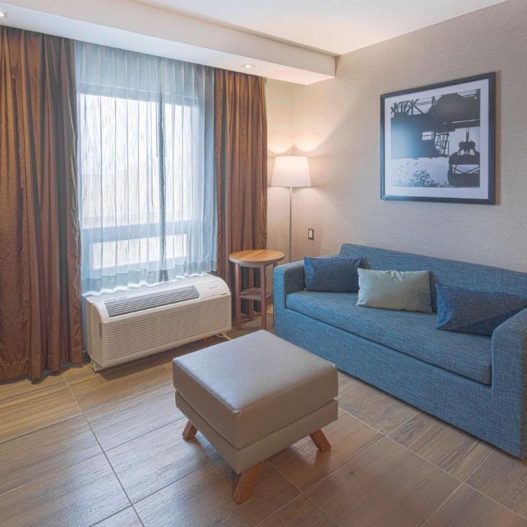 Hampton by Hilton Monterrey Galerias Obispado - One-Bedroom King Suite - Non-Smoking - 1