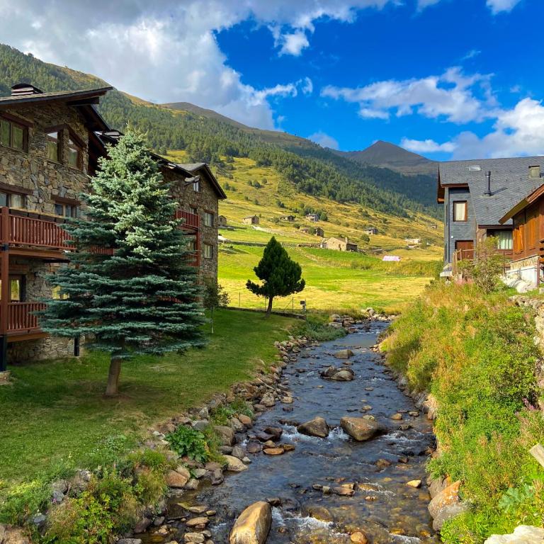 Modern Blue Studio En Valle De Incles - Parking Gratis l by BonesVacances - Apartamento de 1 dormitorio - 3