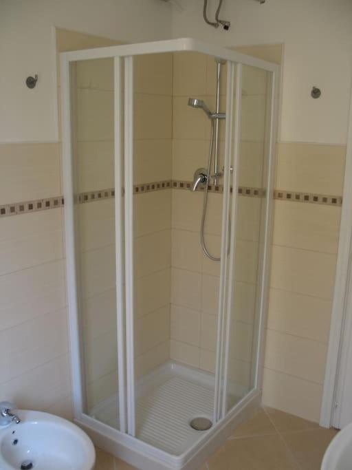 Apartment with private Garden - Appartamento con 2 Camere da Letto - 14